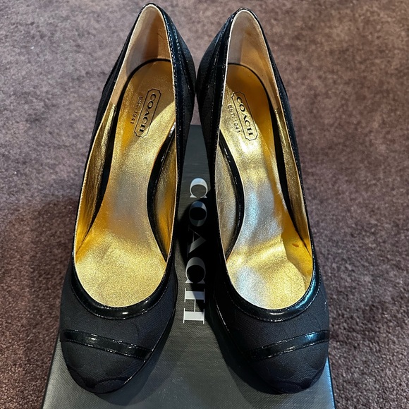 Coach Kerryann 4” Signature Logo Wedge Heels
NWOT - Picture 1 of 8